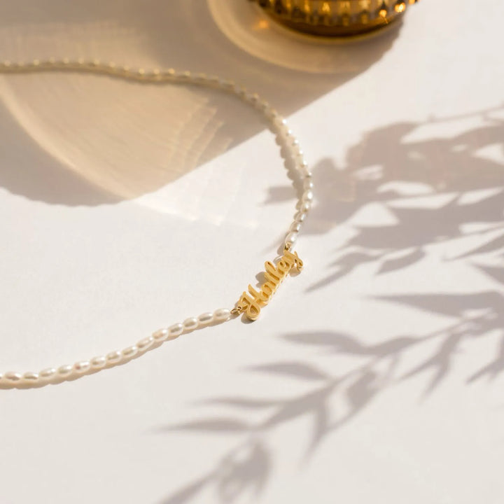 COLLIER AVEC PRÉNOM ET PERLES D'EAU DOUCE