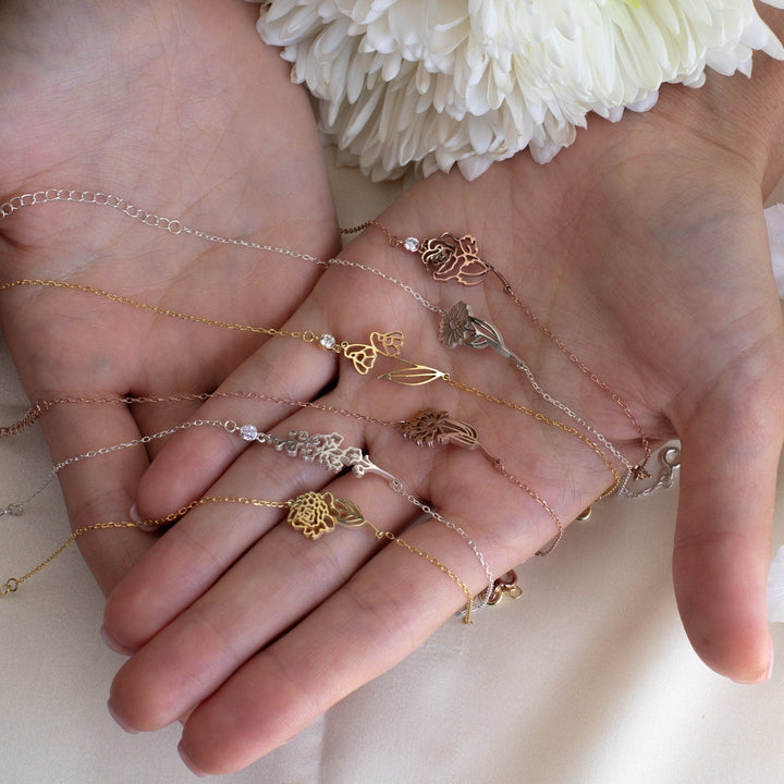 FLOWER AND BIRTHSTONE BRACELET